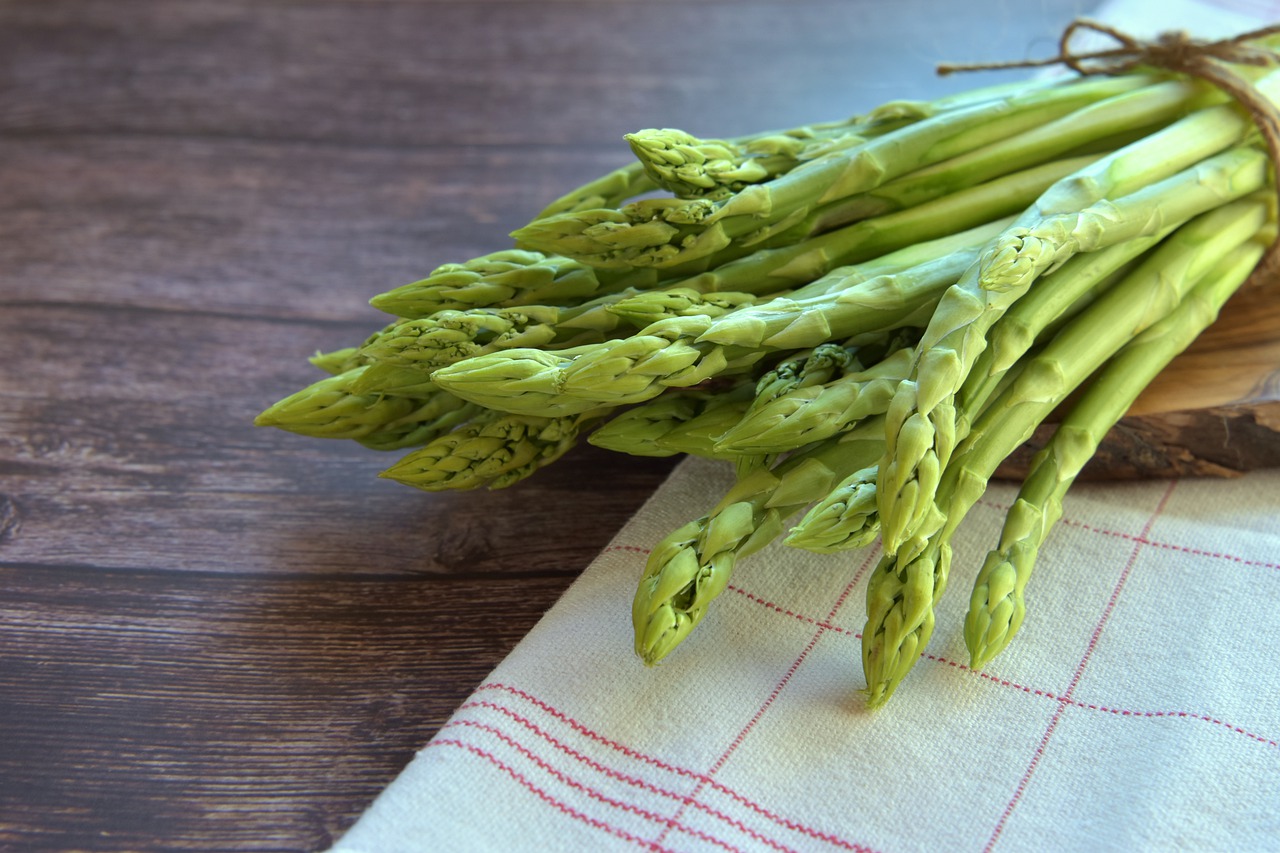 10 pomysłów na dania z grillowanym warzywami: proste i oryginalne przepisy